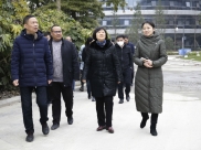 谭玲总会计师来精神中心进行节前安全检查 