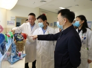 院党委常委、党委副书记周陵一行来省精神医学中心进行节前安全检查
