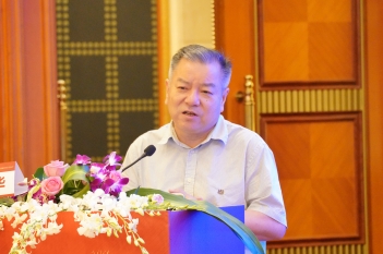 2021年6月19日，中国医师协会精神科医师分会主委、武汉大学人民医院院长王高华教授来院讲学
