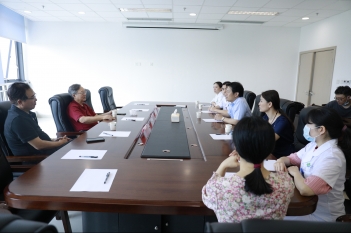 2022年6月19日，中国科学院院士、认知科学、实验心理学家陈霖教授来中心交流座谈。