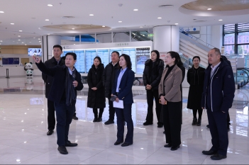 2025年1月16日，国家卫生健康委医政司副司长邢若齐一行到四川省精神医学中心调研。